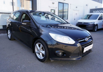 Подержанный автомобиль Ford Focus Wagon 2013 года (3 фото)