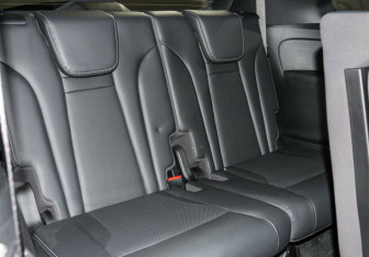 Подержанный автомобиль GAC GS8 2023 года (32 фото)