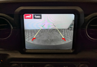 Подержанный автомобиль Jeep Wrangler 2021 года (26 фото)