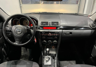 Подержанный автомобиль Mazda 3 Sedan 2008 года (10 фото)