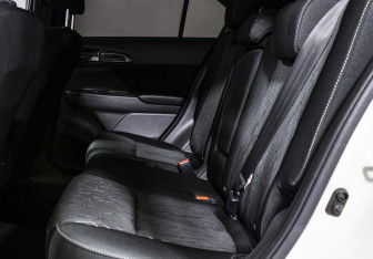 Подержанный автомобиль Mitsubishi Eclipse Cross 2019 года (10 фото)