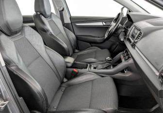 Подержанный автомобиль Skoda Karoq 2021 года (23 фото)