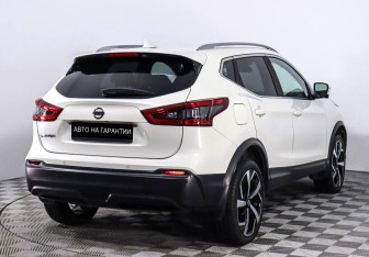 Подержанный автомобиль Nissan Qashqai 2020 года (5 фото)