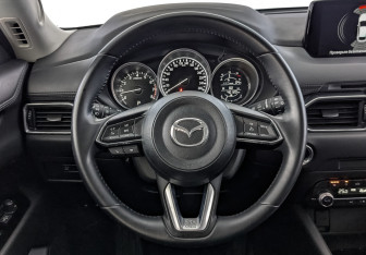 Подержанный автомобиль Mazda CX-5 2020 года (22 фото)