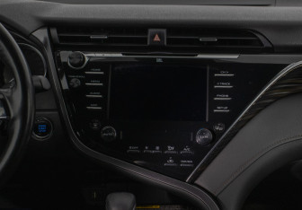 Подержанный автомобиль Toyota Camry Sedan 2020 года (14 фото)