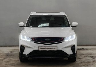 Подержанный автомобиль Geely Coolray 2020 года (2 фото)