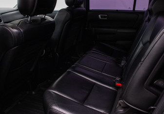 Подержанный автомобиль Honda Pilot 2011 года (11 фото)