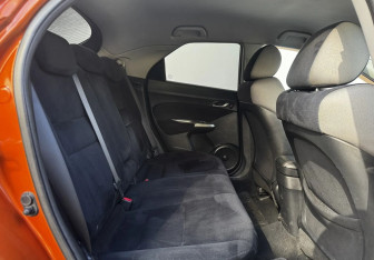Подержанный автомобиль Honda Civic Hatchback 2008 года (11 фото)