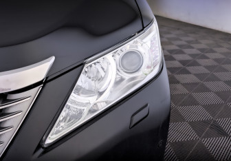 Подержанный автомобиль Toyota Camry Sedan 2014 года (17 фото)