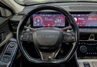 Подержанный автомобиль Exeed TXL 2022 года (22 фото)