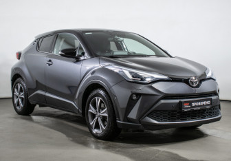 Подержанный автомобиль Toyota C-HR 2020 года (3 фото)