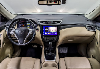 Подержанный автомобиль Nissan X-Trail 2018 года (12 фото)