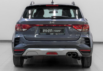 Подержанный автомобиль Kia Rio Hatchback 2021 года (6 фото)