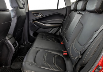 Подержанный автомобиль Москвич 3е 2023 года (18 фото)