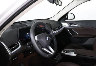 Новый BMW X1 2025 (12 фото)