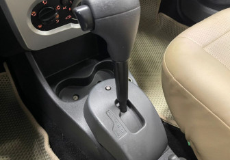 Подержанный автомобиль Renault Logan Sedan 2011 года (16 фото)