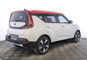 Подержанный автомобиль Kia Soul 2021 года (5 фото)