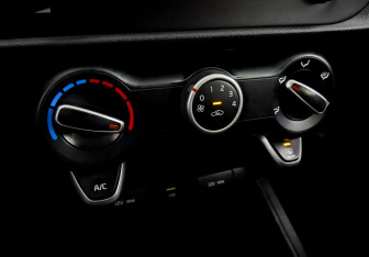 Подержанный автомобиль Kia Rio Hatchback 2021 года (26 фото)