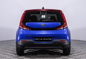 Подержанный автомобиль Kia Soul 2020 года (6 фото)
