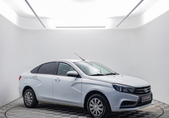 Подержанный автомобиль LADA (ВАЗ) Vesta Sedan 2021 года (3 фото)