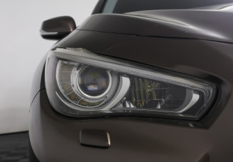 Подержанный автомобиль Infiniti Q50 2014 года (22 фото)