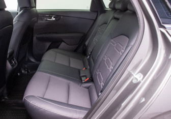 Подержанный автомобиль Kia Cerato Sedan 2019 года (11 фото)