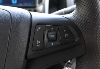 Подержанный автомобиль Chevrolet Aveo Sedan 2013 года (19 фото)