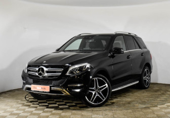 Подержанный автомобиль Mercedes-Benz GLE 2015 года (1 фото)