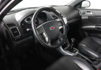 Подержанный автомобиль Geely Emgrand EC7 Hatchback 2014 года (5 фото)