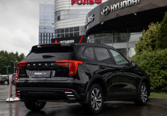 Подержанный автомобиль Haval Jolion 2024 года (4 фото)