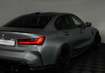 Подержанный автомобиль BMW M3 Sedan 2025 года (35 фото)