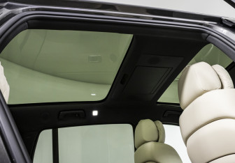 Подержанный автомобиль LiXiang L7 2023 года (22 фото)