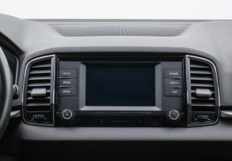 Подержанный автомобиль Skoda Karoq 2020 года (13 фото)