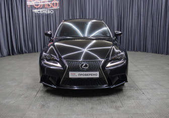 Подержанный автомобиль Lexus IS Sedan 2014 года (2 фото)