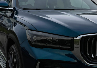 Подержанный автомобиль Geely Monjaro 2023 года (21 фото)