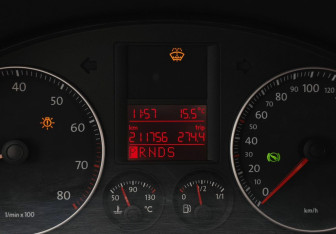 Подержанный автомобиль Volkswagen Golf Hatchback 2008 года (16 фото)