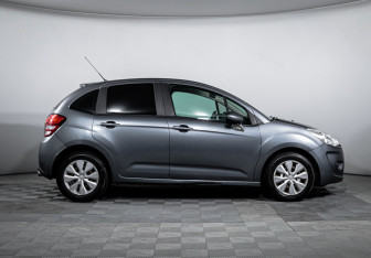 Подержанный автомобиль Citroen C3 Hatchback 2011 года (4 фото)