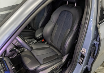 Подержанный автомобиль BMW X2 2021 года (20 фото)