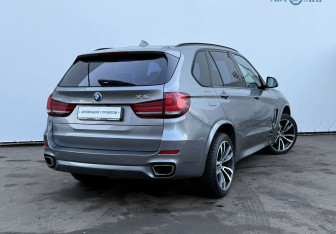 Подержанный автомобиль BMW X5 2014 года (5 фото)