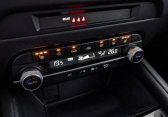 Подержанный автомобиль Mazda CX-5 2020 года (21 фото)