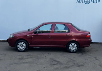 Подержанный автомобиль Fiat Albea 2011 года (8 фото)