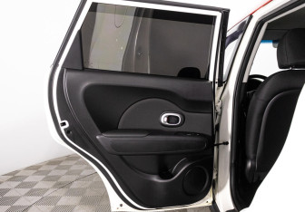 Подержанный автомобиль Kia Soul 2018 года (20 фото)