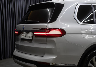 Подержанный автомобиль BMW X7 2019 года (64 фото)