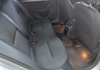Подержанный автомобиль Skoda Octavia Liftback 2018 года (14 фото)