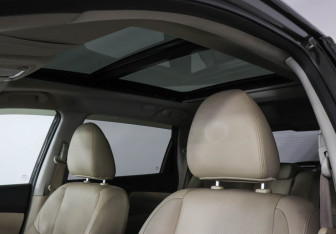 Подержанный автомобиль Nissan X-Trail 2016 года (11 фото)