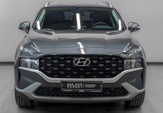 Подержанный автомобиль Hyundai Santa Fe 2023 года (2 фото)