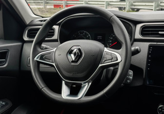 Подержанный автомобиль Renault Arkana 2019 года (14 фото)