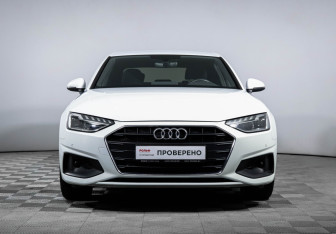 Подержанный автомобиль Audi A4 Sedan 2022 года (2 фото)