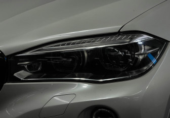 Подержанный автомобиль BMW X6 2018 года (8 фото)