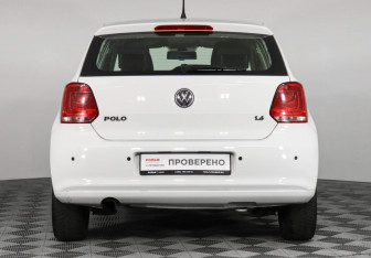 Подержанный автомобиль Volkswagen Polo Hatchback 2013 года (6 фото)